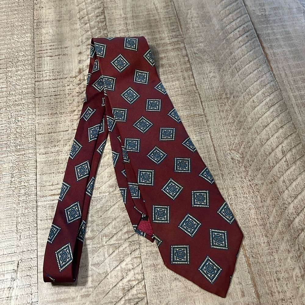 Men’s used Christian Dior tie - Picture 1 of 6